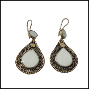 Elegant Handcrafted Earrings – Sparkle with Timeless Style