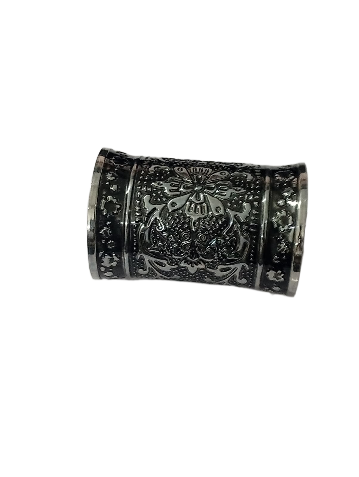 Elegant Cuff Bracelet – Timeless Style for Every Wrist - Image 2