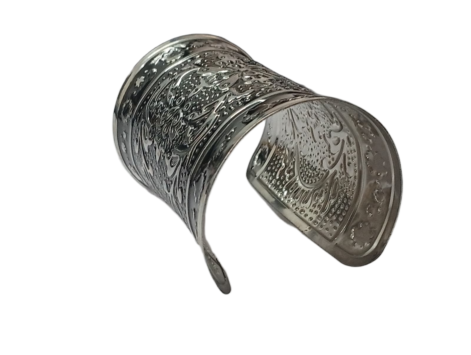 Elegant Cuff Bracelet – Timeless Style for Every Wrist - Image 5