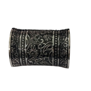 Elegant Cuff Bracelet – Timeless Style for Every Wrist