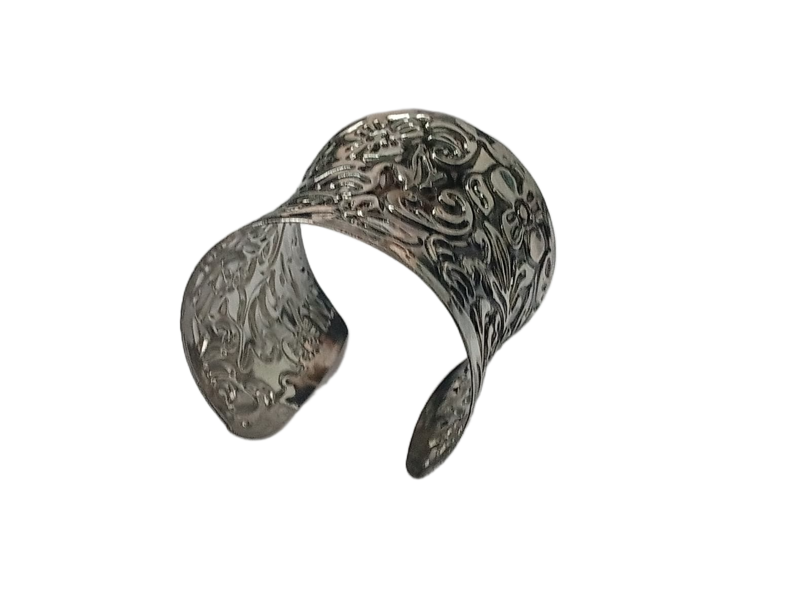 Elegant Cuff Bracelet – Timeless Style for Every Wrist - Image 3