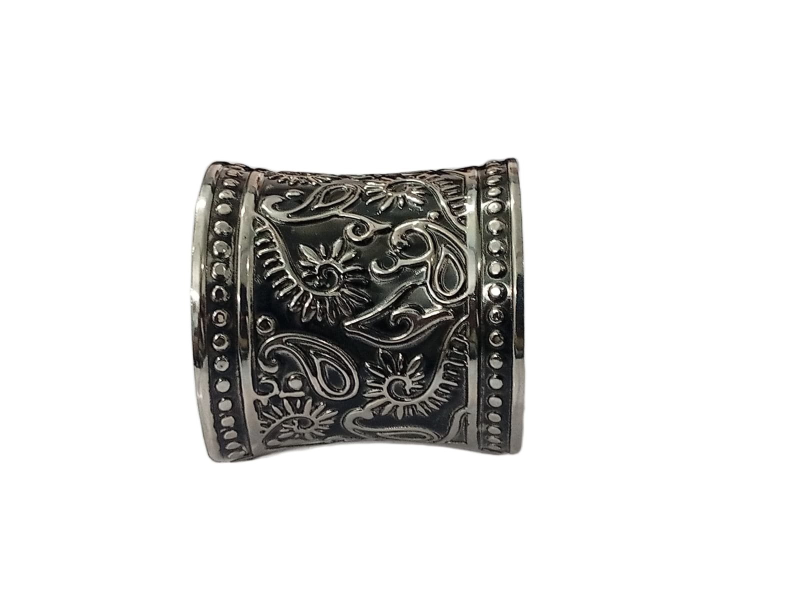 Elegant Cuff Bracelet – Timeless Style for Every Wrist - Image 6