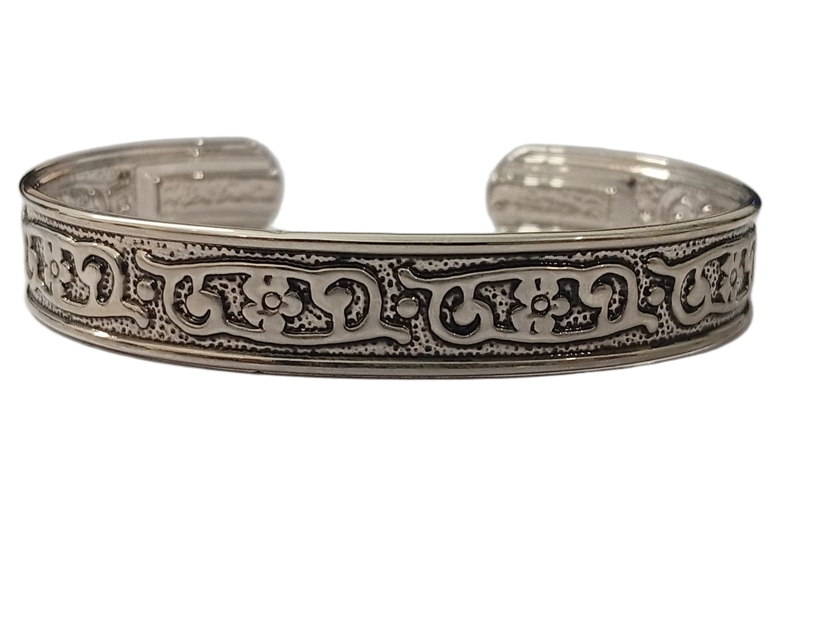 Handcrafted Traditional Floral Engraved Metal Cuff Bracelet - Image 4