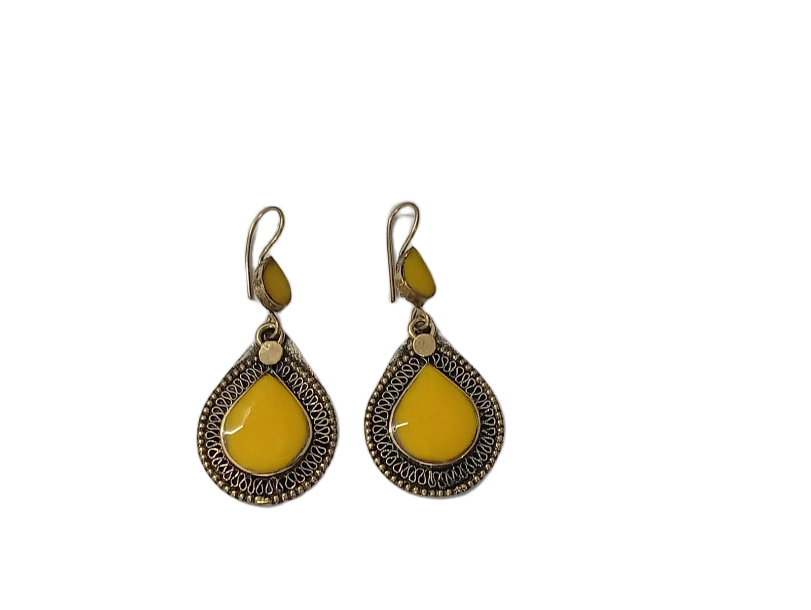 Elegant Handcrafted Earrings – Sparkle with Timeless Style - Image 6