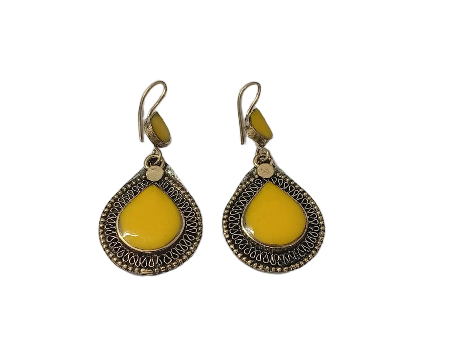 Elegant Handcrafted Earrings – Sparkle with Timeless Style - Image 4