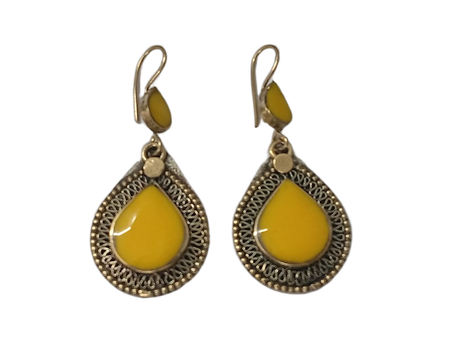 Elegant Handcrafted Earrings – Sparkle with Timeless Style - Image 3