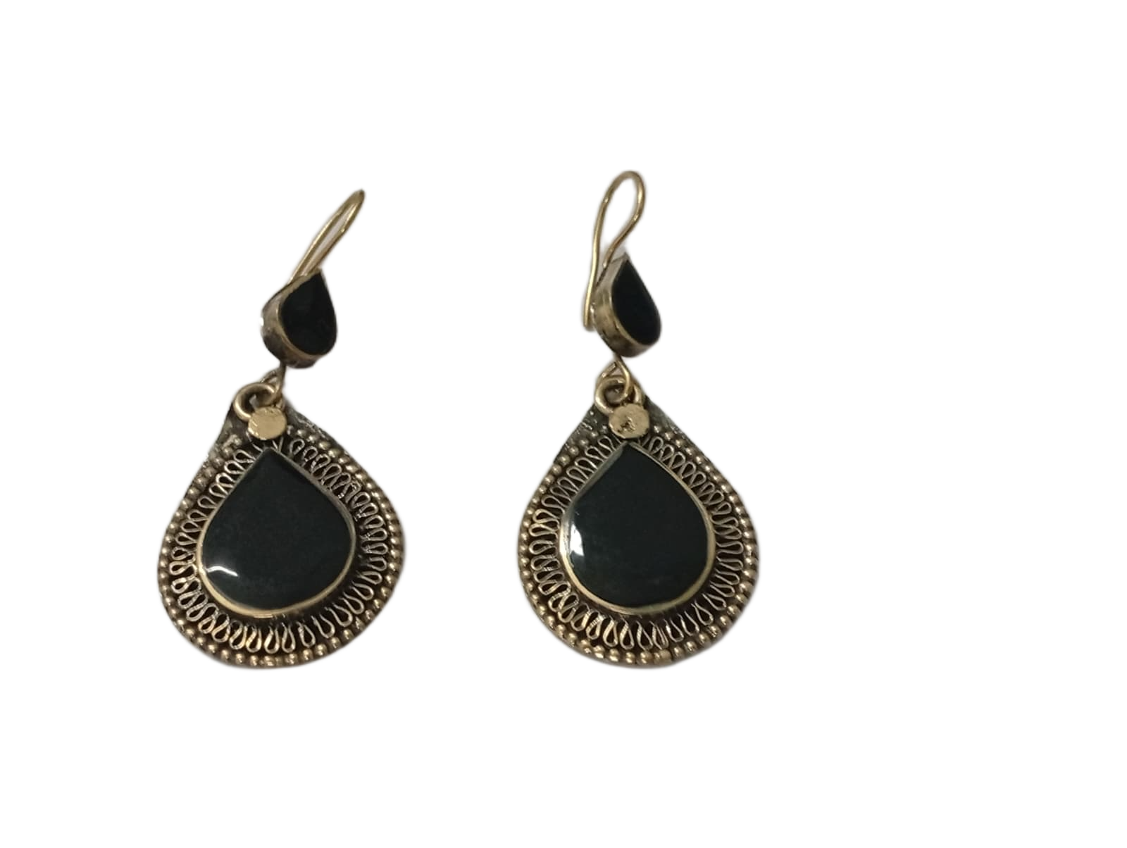 Elegant Handcrafted Earrings – Sparkle with Timeless Style - Image 2