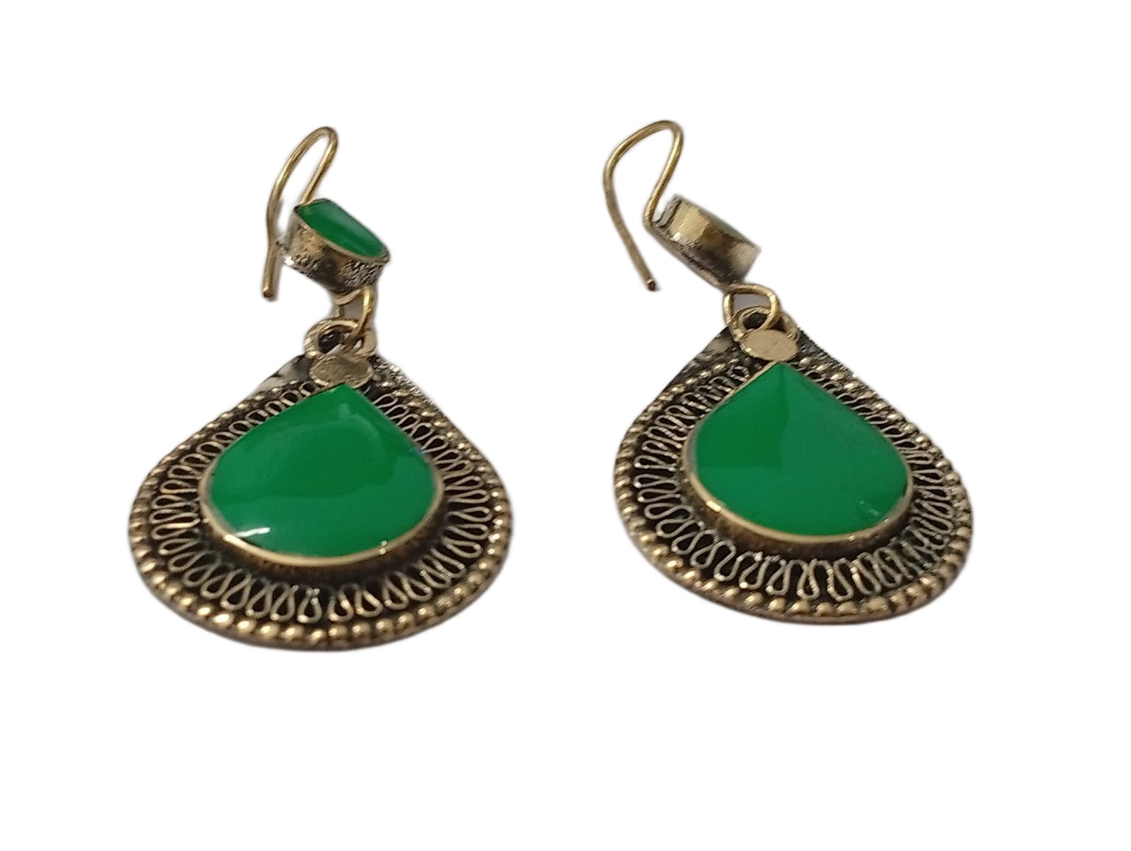 Elegant Handcrafted Earrings – Sparkle with Timeless Style - Image 3