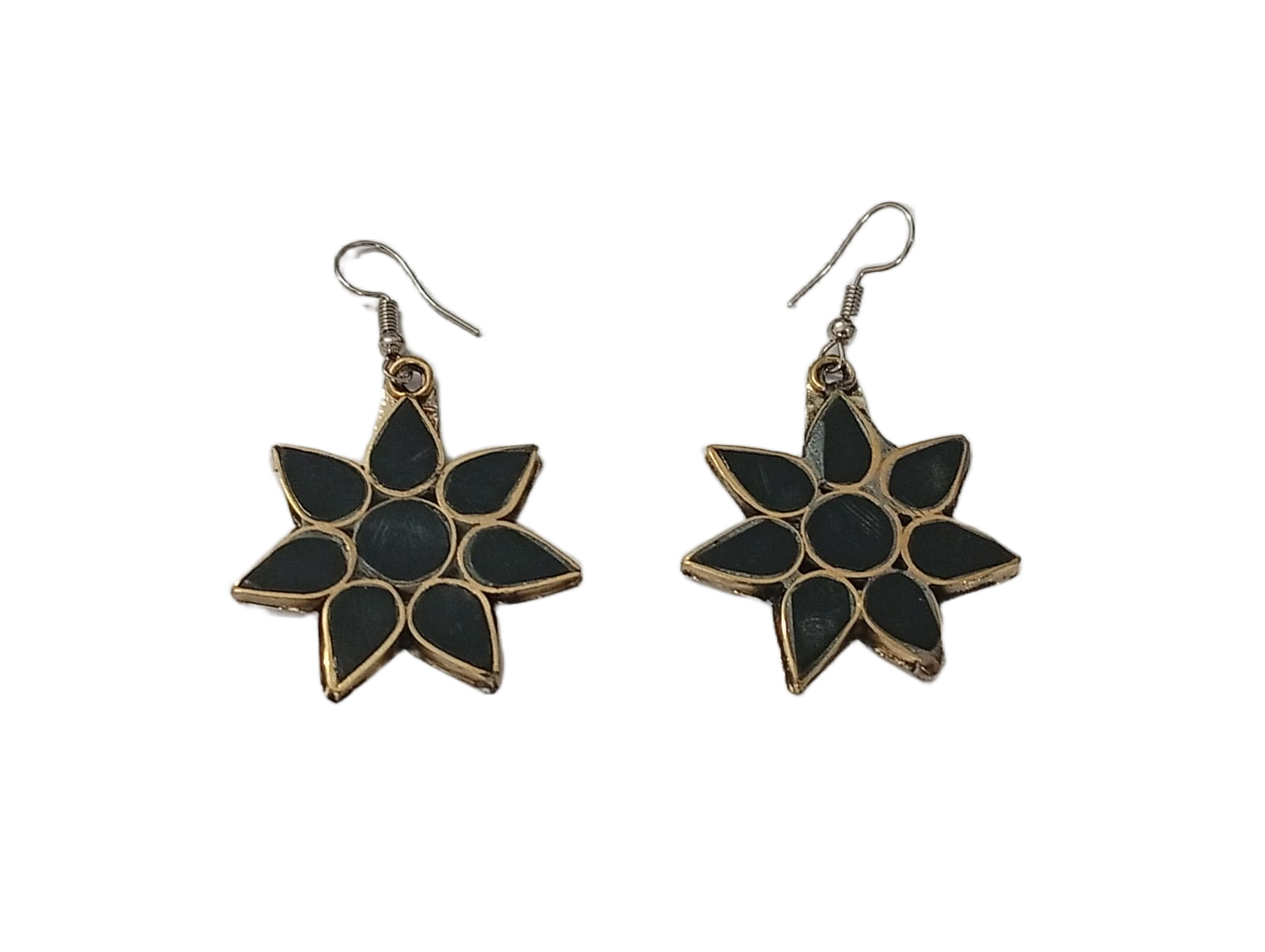 Elegant Handcrafted Earrings – Sparkle with Timeless Style - Image 2
