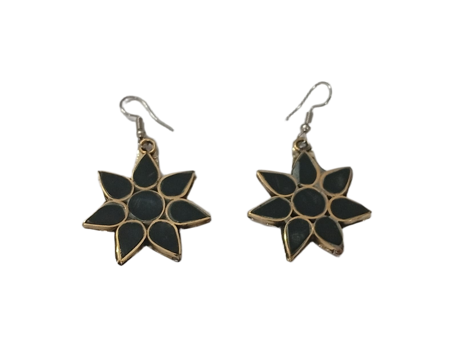 Elegant Handcrafted Earrings – Sparkle with Timeless Style - Image 4