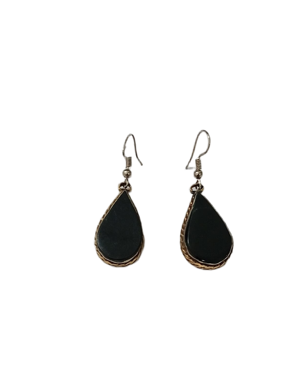 Elegant Handcrafted Earrings – Sparkle with Timeless Style - Image 2