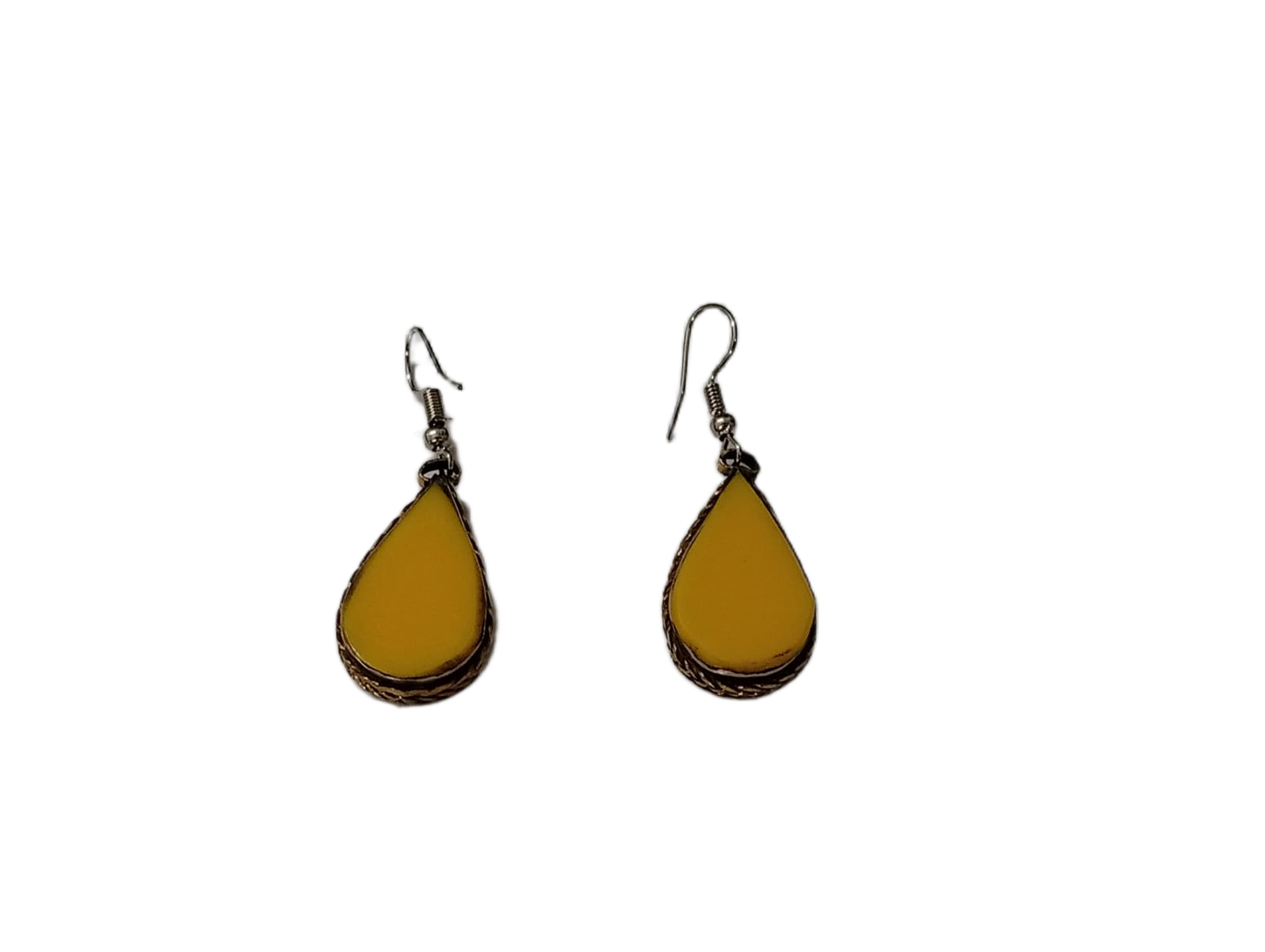 Elegant Handcrafted Earrings – Sparkle with Timeless Style - Image 4
