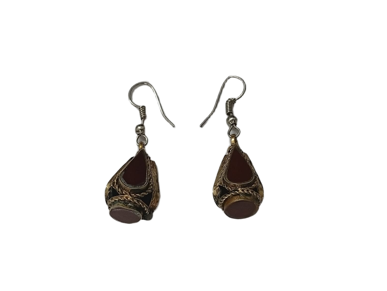 Elegant Handcrafted Earrings – Sparkle with Timeless Style - Image 2