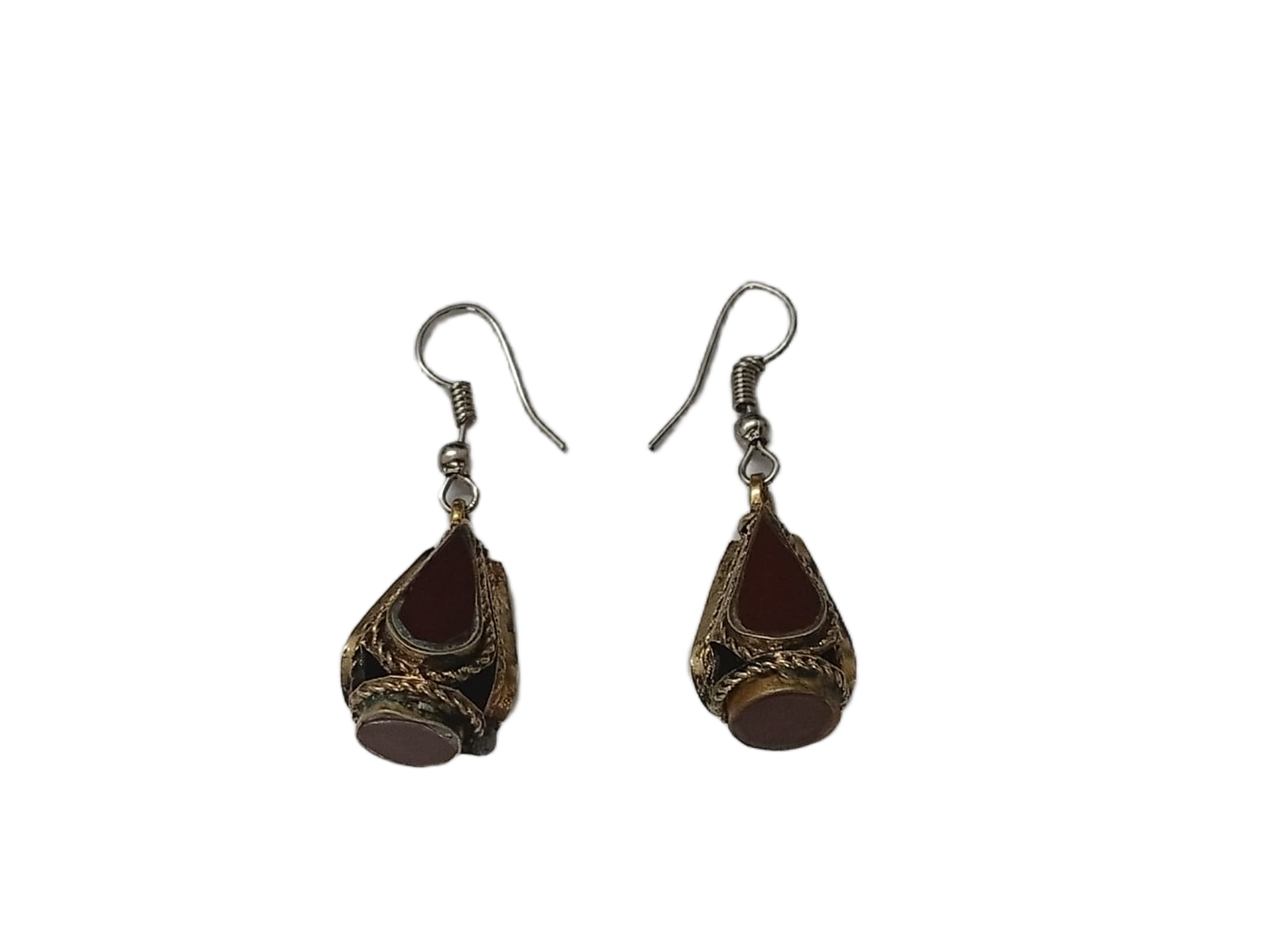 Elegant Handcrafted Earrings – Sparkle with Timeless Style - Image 4