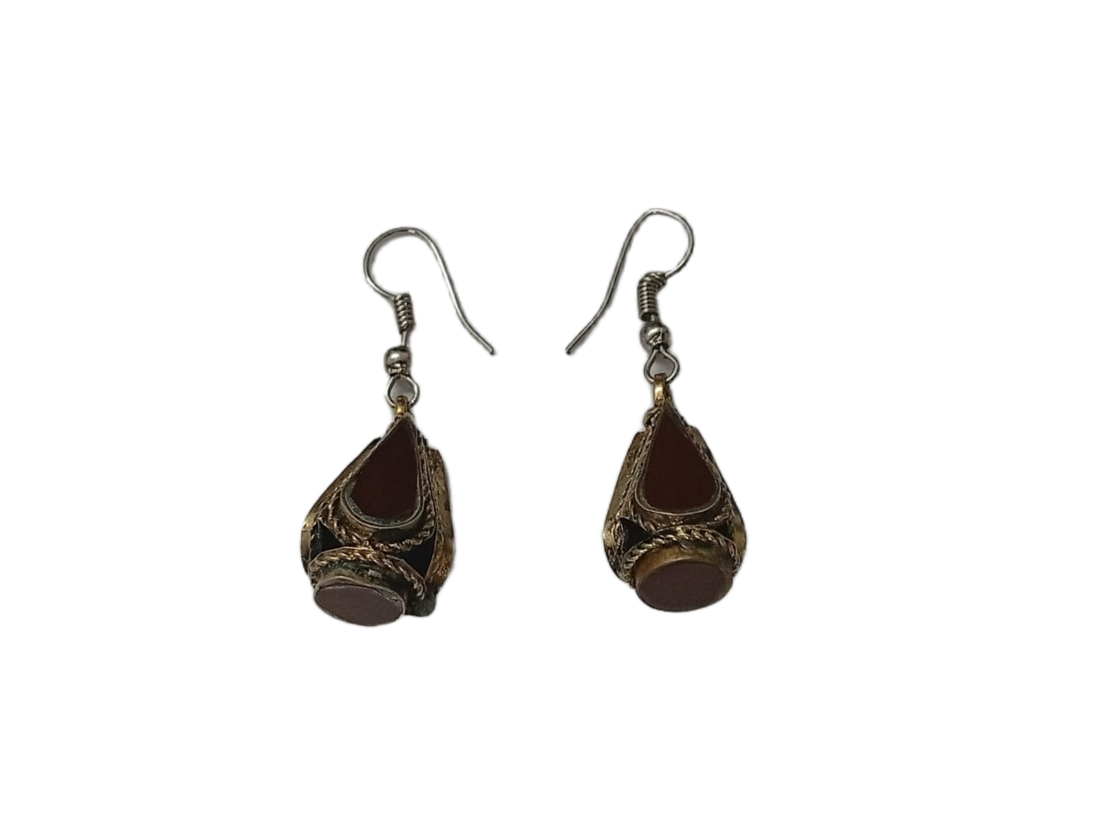 Elegant Handcrafted Earrings – Sparkle with Timeless Style - Image 3