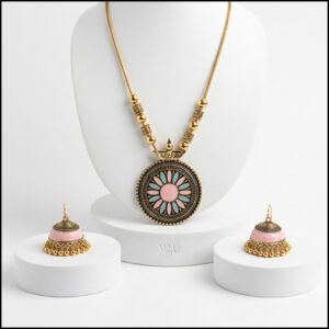Elegant Handcrafted Necklaces – Graceful Designs for Every Occasion