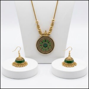 Elegant Handcrafted Necklaces – Graceful Designs for Every Occasion