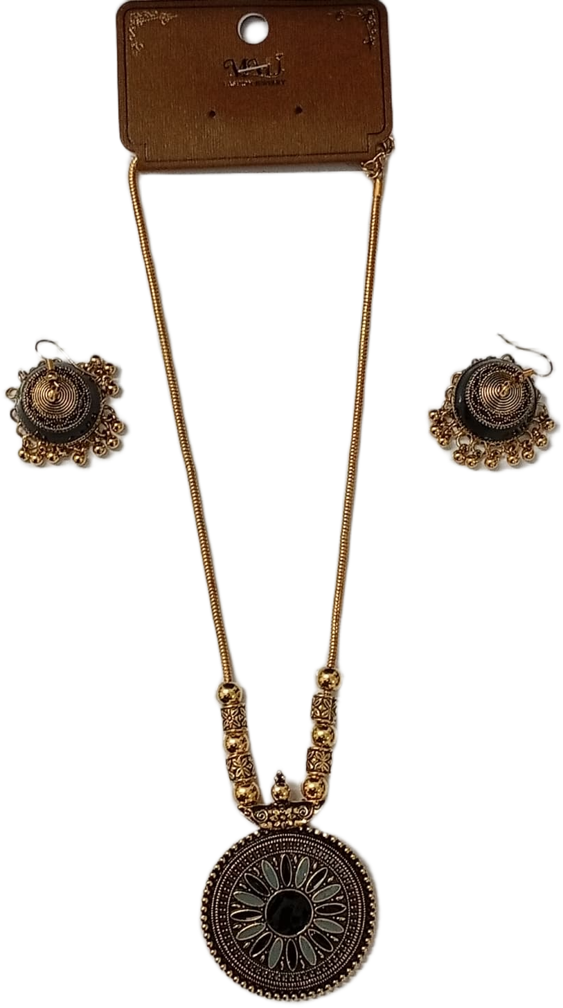 Elegant Handcrafted Necklaces – Graceful Designs for Every Occasion (Copy) - Image 2