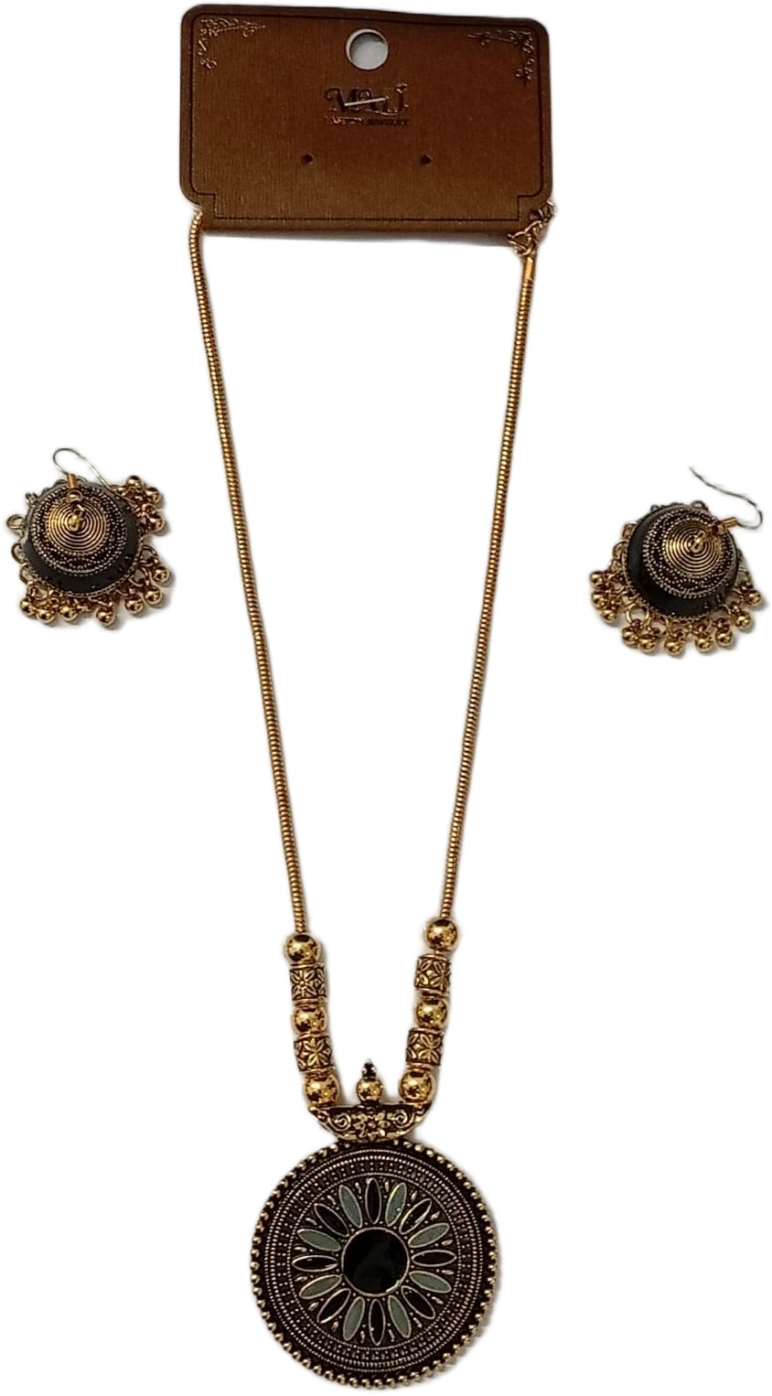 Elegant Handcrafted Necklaces – Graceful Designs for Every Occasion (Copy) - Image 5