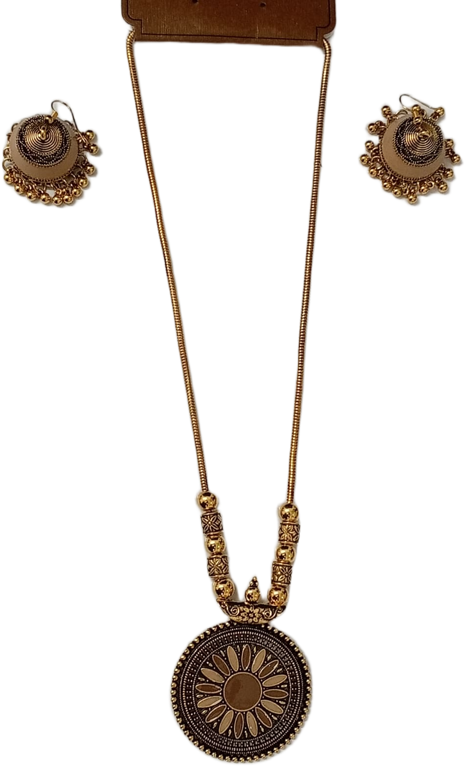 Elegant Handcrafted Necklaces – Graceful Designs for Every Occasion - Image 6