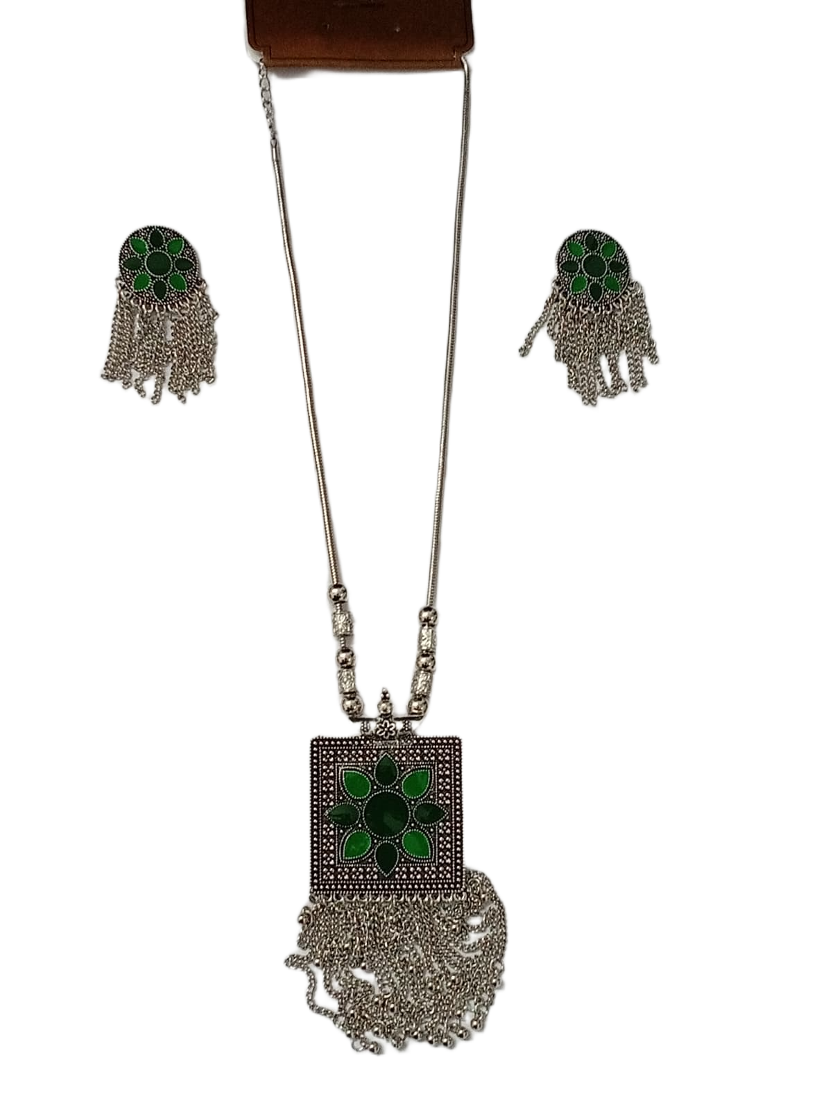 Elegant Handcrafted Necklaces – Graceful Designs for Every Occasion - Image 4