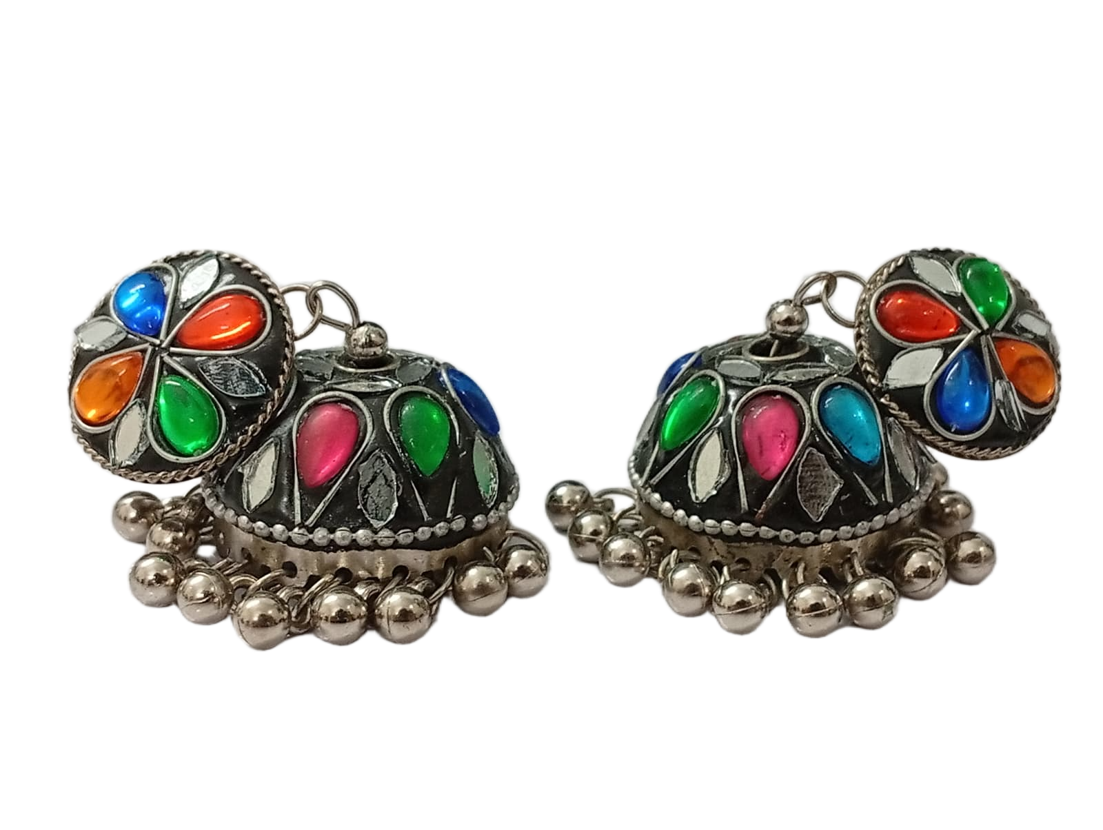 Elegant Handcrafted Earrings – Sparkle with Timeless Style - Image 3