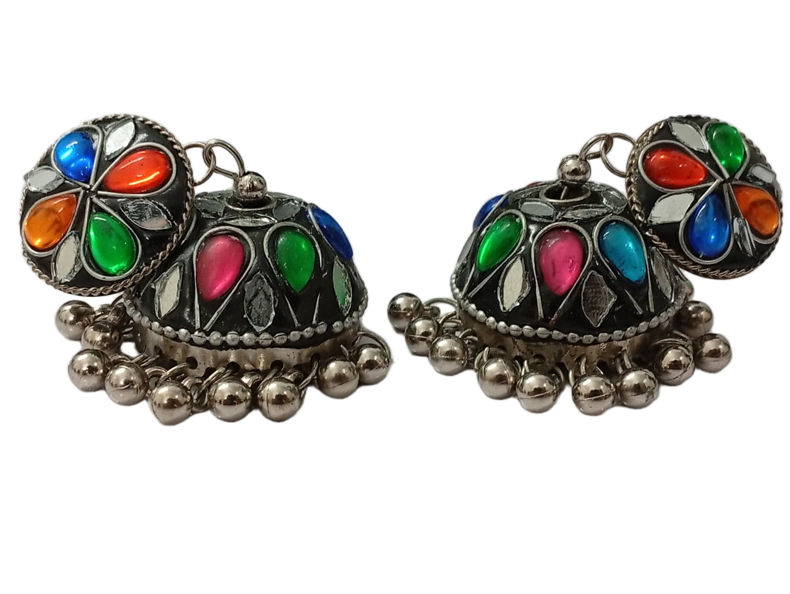 Elegant Handcrafted Earrings – Sparkle with Timeless Style - Image 4