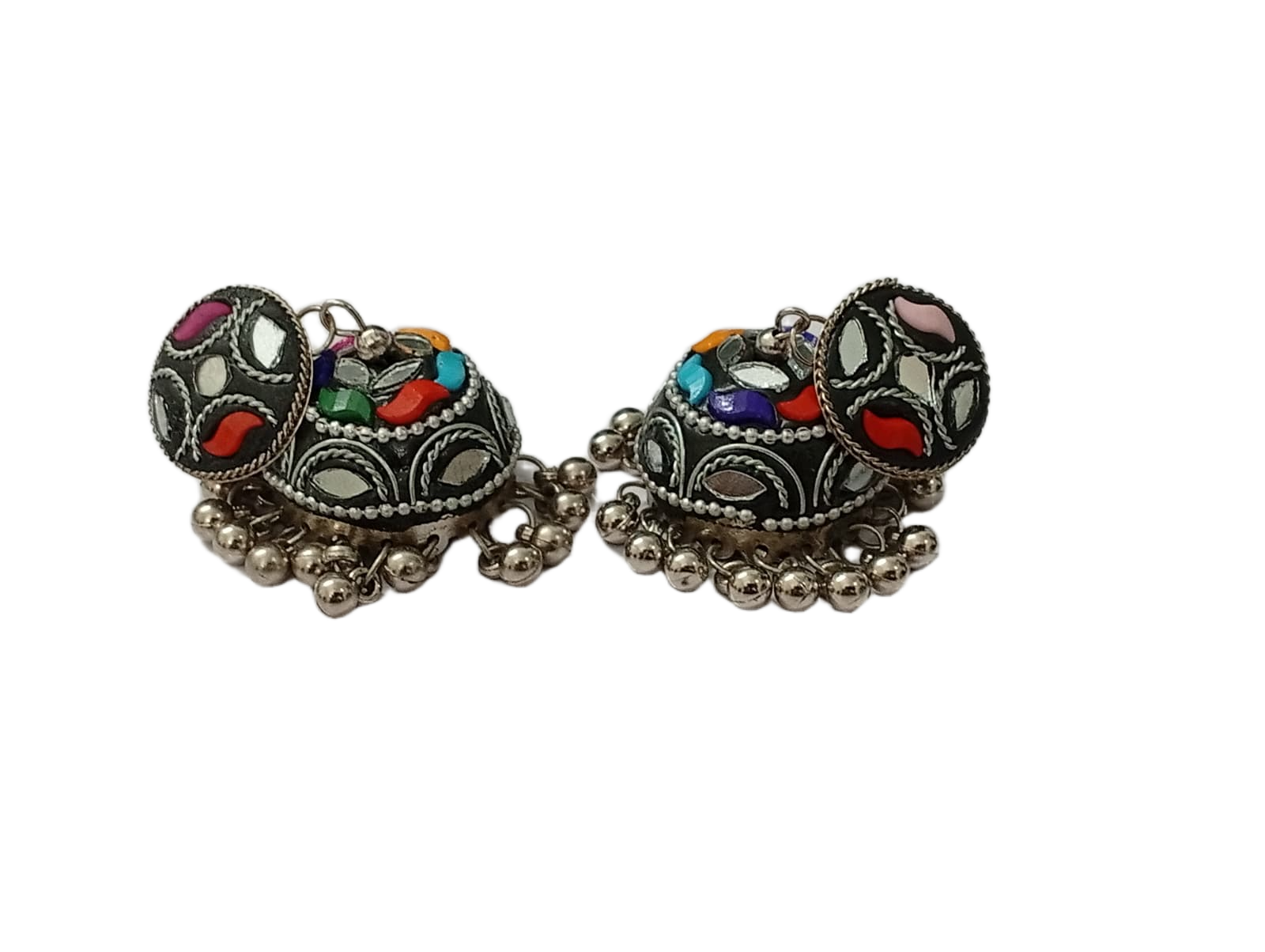 Elegant Handcrafted Earrings – Sparkle with Timeless Style - Image 3