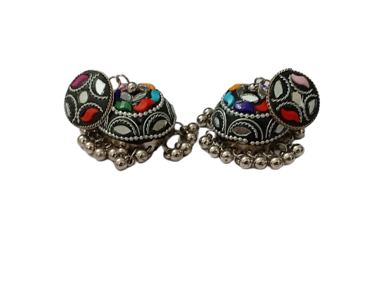 Elegant Handcrafted Earrings – Sparkle with Timeless Style - Image 4