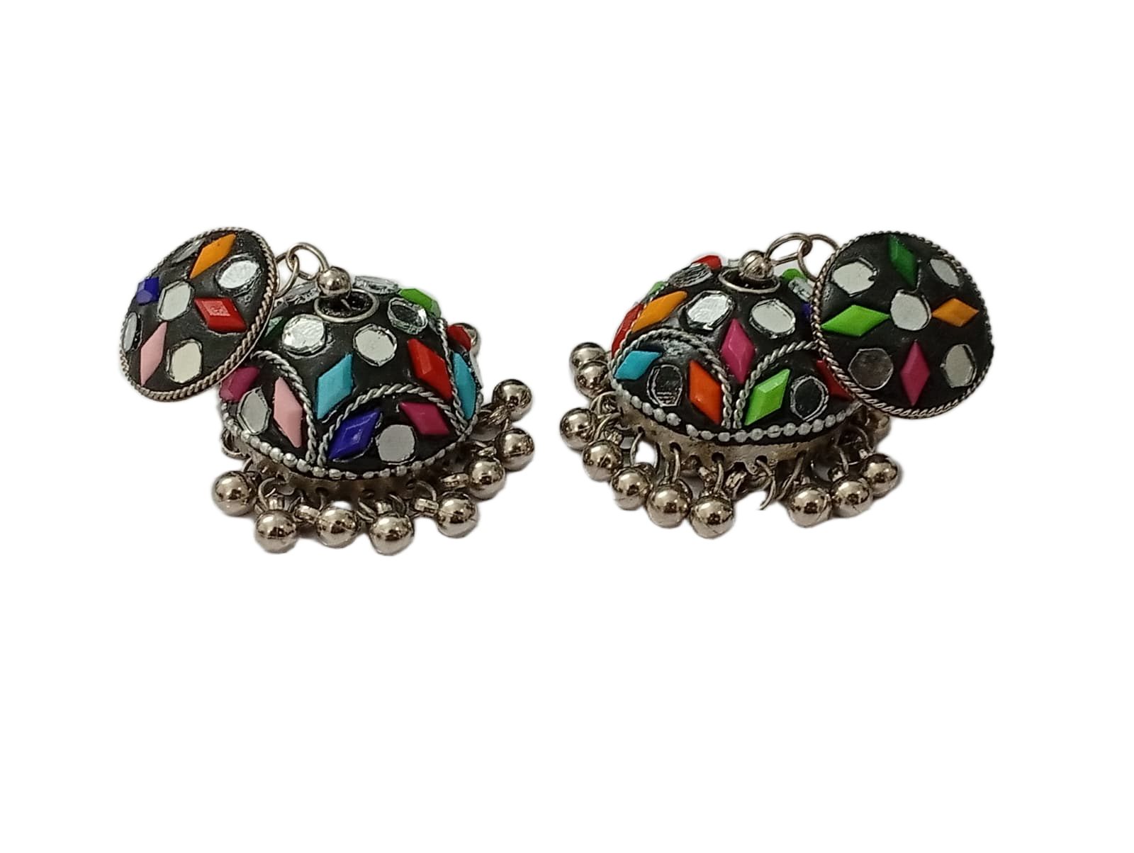 Elegant Handcrafted Earrings – Sparkle with Timeless Style - Image 3